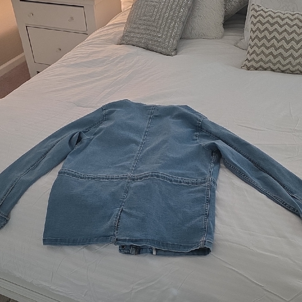 Judy Blue Light Blue Denim Jacket - Picture 5 of 6